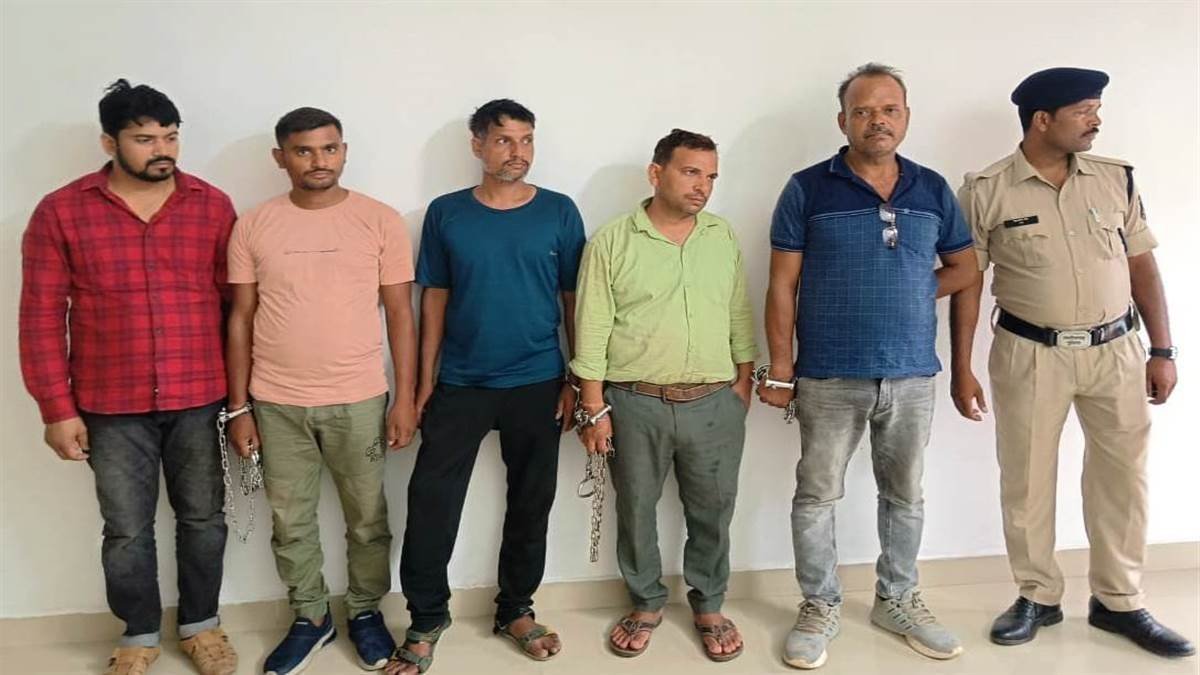 ATM Froud एटीएम कार्ड बदलकर की ठगी अंतर राज्य गिरोह पुलिस के हत्थे चढ़े