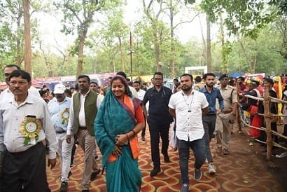 महिला एवं बाल विकास मंत्री श्रीमती लक्ष्मी राजवाडे़ के मुख्य आतिथ्य में दो दिवसीय रामगढ़ महोत्सव का हुआ शानदार समापन