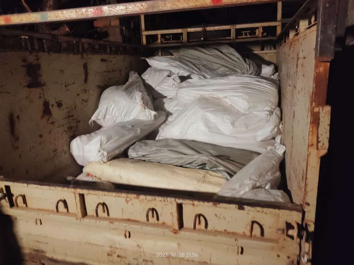 Ambikapur : फ्लाइंग स्क्वॉड दल द्वारा बड़ी कार्यवाही , आदर्श आचार संहिता के उल्लंघन। ....तीन अलग अलग मामलो में की गयी कार्यवाही  सामग्री  और वाहन जप्त कर पंचनामा बनाते हुए रिपोर्ट जिला निर्वाचन कार्यालय को प्रेषित की गई
