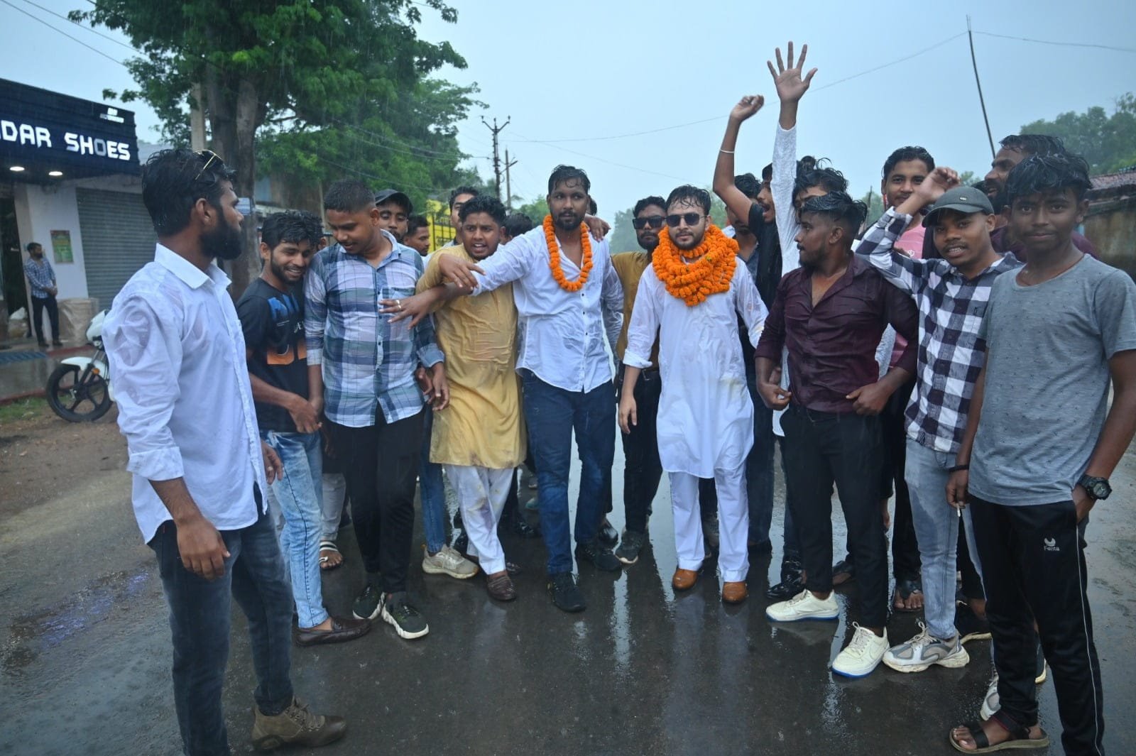 भव्य रैली के साथ कांग्रेस अल्पसंख्यक सूरजपुर जिलाध्यक्ष का किया गया स्वागत