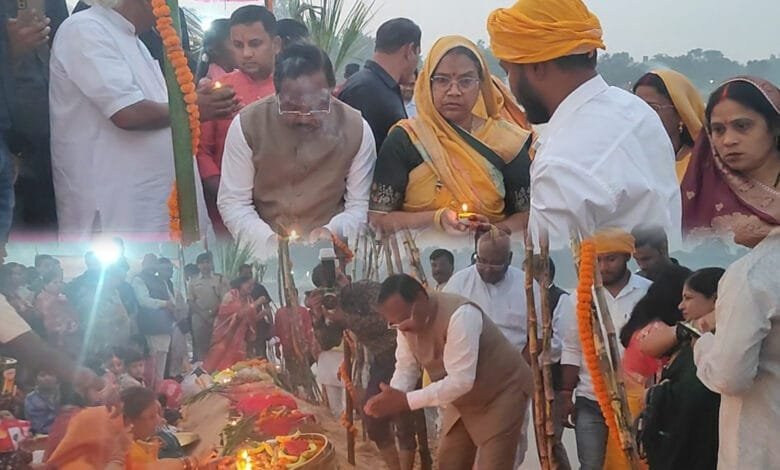 कृषि मंत्री और सरगुजा सांसद ने दीं श्रद्धालुओं को शुभकामनाएं क्षेत्र के,लोगों की सुख समृद्धि की कामना की