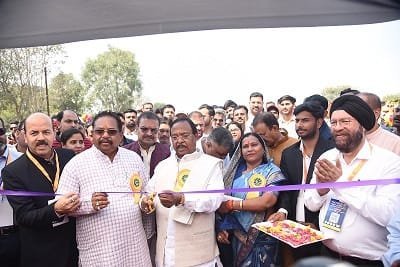 प्रगतिशील और नवाचारी किसानों को किया गया सम्मानित