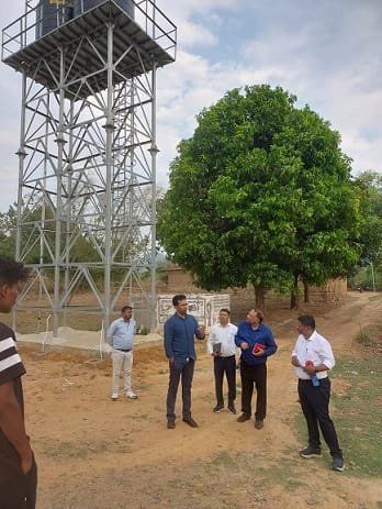 क्रेडा सीईओ श्री राजेश सिंह राणा ने जिले में विभिन्न गांवों में स्थापित सौर संयंत्रों का किया औचक निरीक्षण