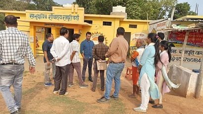 पंचायत एवं ग्रामीण विकास सचिव श्री राजेश सिंह राणा ने जिले में विभिन्न पंचायतों का किया भ्रमण