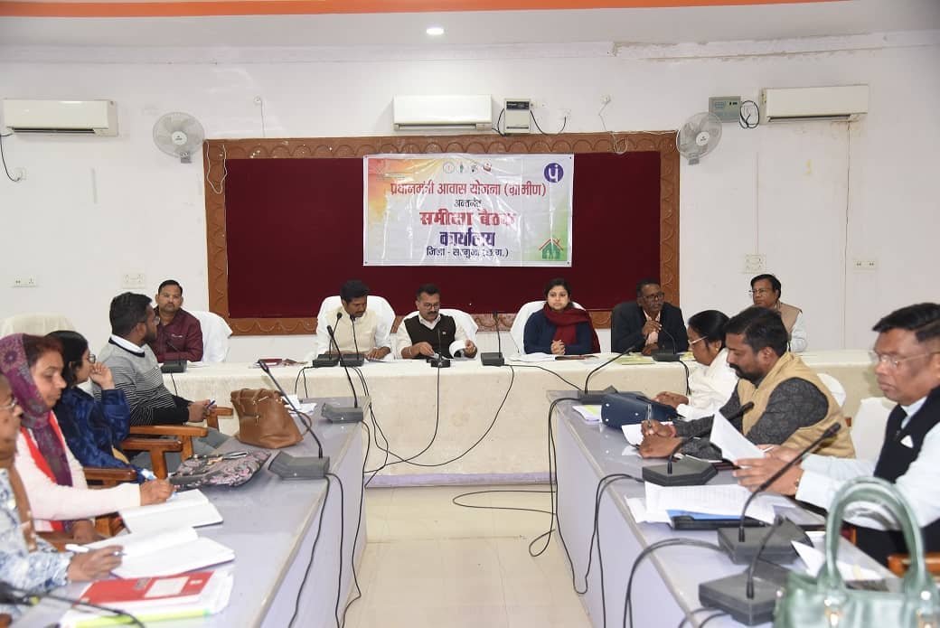पीवीटीजी समुदाय के सबसे संवेदनशील अंग महिलाओं और बच्चों के पोषण और स्वास्थ्य के लिए काम करने का अवसर, दायित्वों का गंभीरता से निर्वहन करें - कलेक्टर