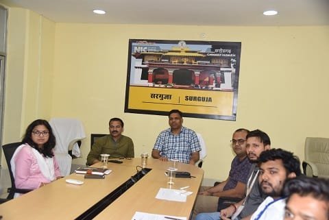 सामान्य प्रेक्षक की उपस्थिति में माइक्रो ऑब्ज़र्वर एवं मतदान दलों का रेंडमाइजेशन पूर्ण