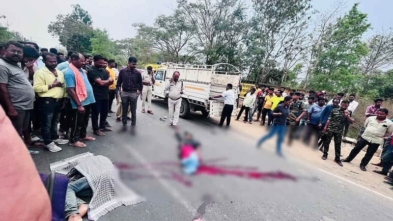 Ambikapur@ब्रेकिंग न्यूज़ ग्राम पंचायत सकालो  में सड़क हादसा सड़क हादसे में दो युवक की मौत