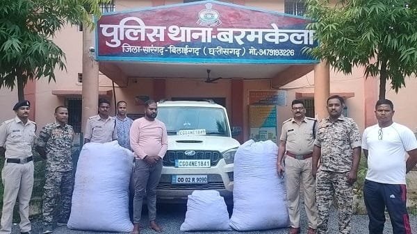 News CG: स्कार्पियो में गांजा तस्करी करते युवक पकड़ाया, 22 लाख से अधिक का गांजा जब्त…