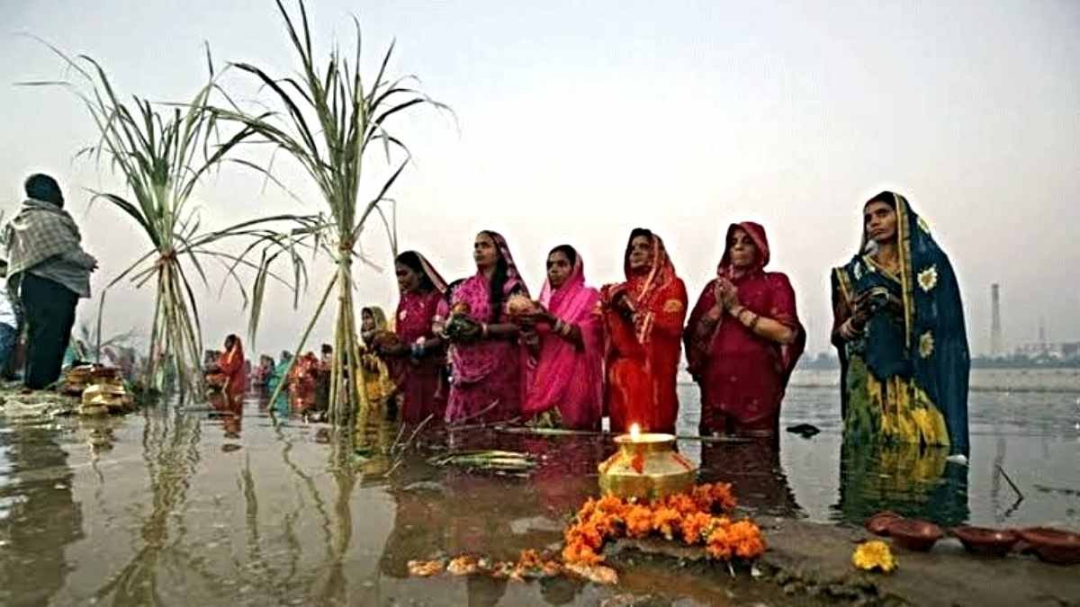 Chhath Puja: खुद ‘परवैतिन’ के मुंह से बोलती हैं छठ मैया, आशीर्वाद कभी खाली नहीं जाता…